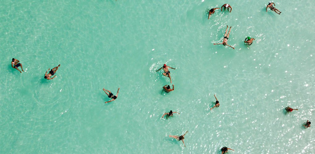 FLOAT IN THE DEAD SEA